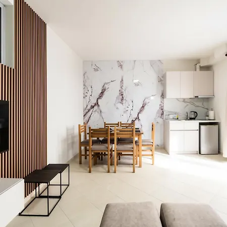Enjoy Cozy Apartment *