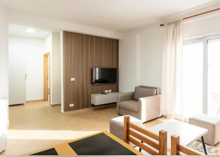 Enjoy Cozy Apartment Vlorë